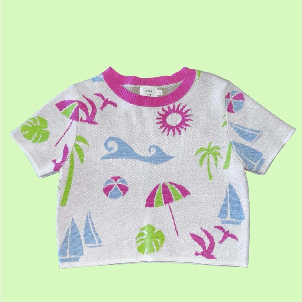 NWOT Luna Ivy Colorful Graphic Knit Top